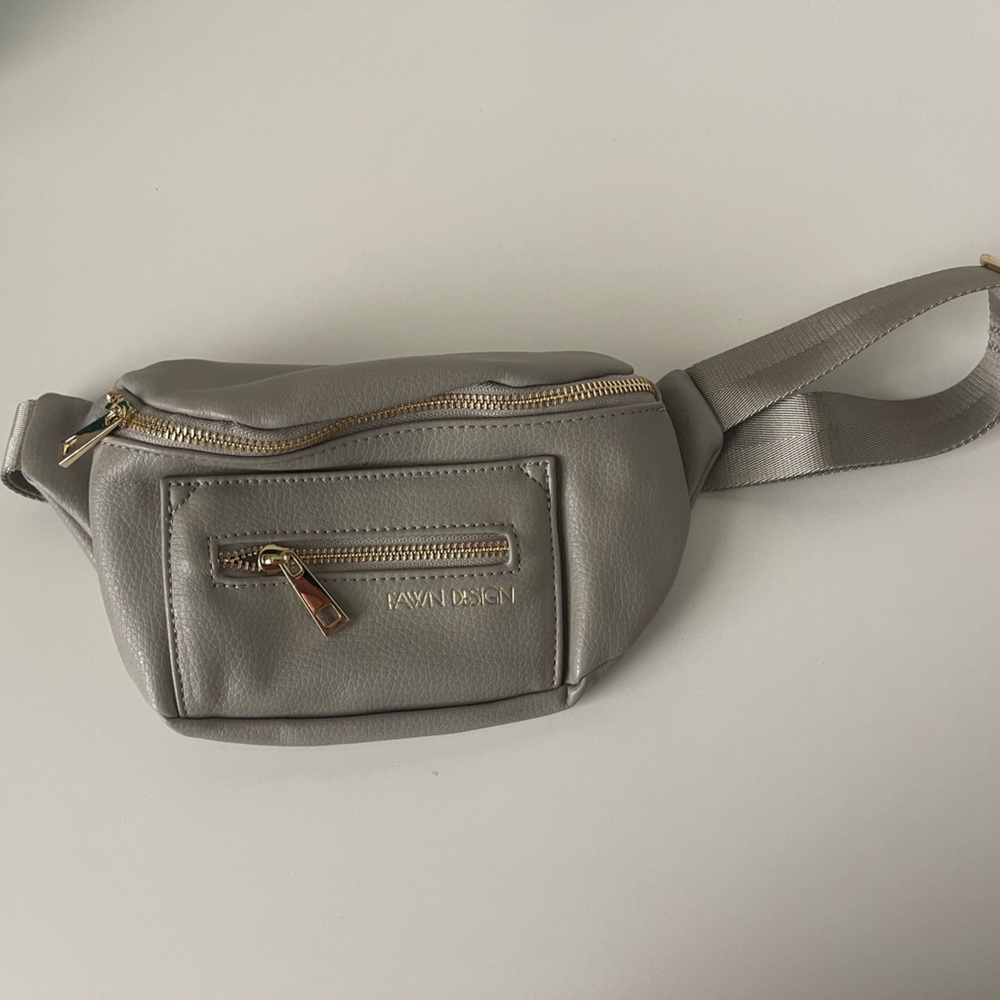 NEW Fawn Design Fawny Faux Leather Gray Belt Bag
